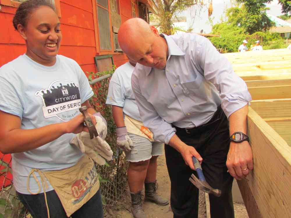 Citywide Day of Service Mayor Landrieu and Volunteer